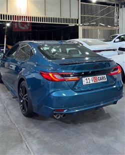 تۆیۆتا کامری